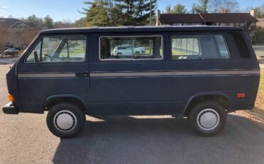 Volkswagen-Vanagon-1985-Blue