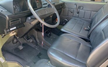 Volkswagen-Vanagon-1985-Leather-13