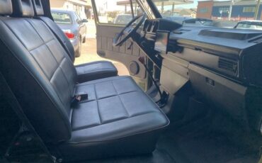 Volkswagen-Vanagon-1985-Leather-20