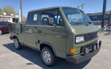 Volkswagen-Vanagon-1985-Leather-23