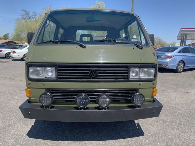 Volkswagen-Vanagon-1985-Leather