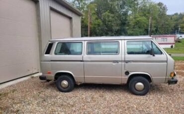 Volkswagen-Vanagon-1985-Silver-3
