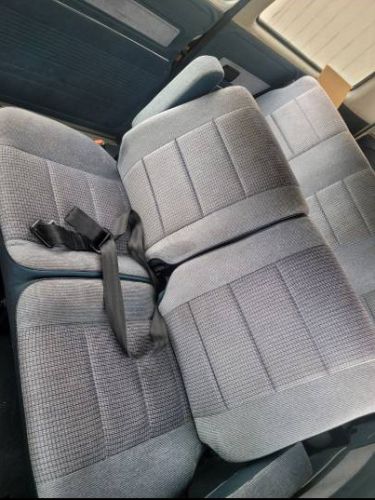 Volkswagen-Vanagon-1985-Silver-5