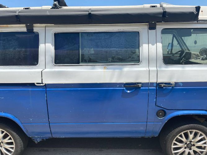 Volkswagen-Vanagon-1985-White-10