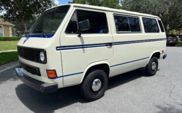 Volkswagen-Vanagon-1985-White-16