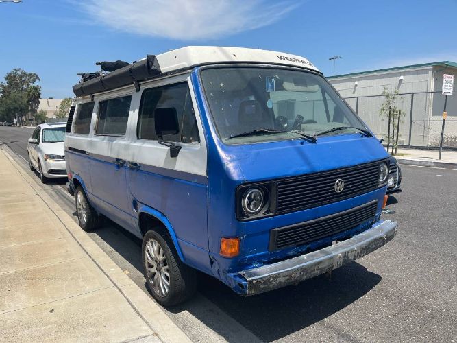 Volkswagen-Vanagon-1985-White-18