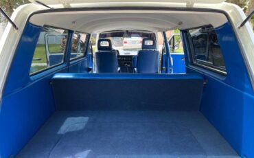 Volkswagen-Vanagon-1985-White-6