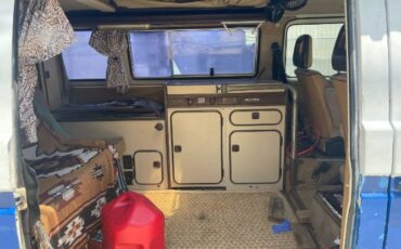 Volkswagen-Vanagon-1985-White-7