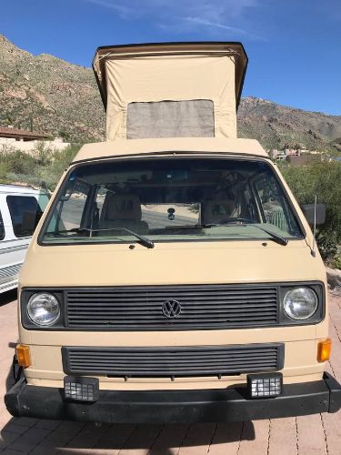 Volkswagen-Vanagon-1985-Yellow-16