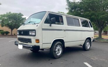Volkswagen-Vanagon-1986-1