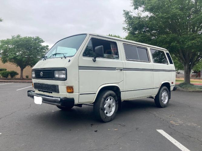 Volkswagen-Vanagon-1986-1