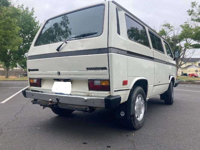 Volkswagen-Vanagon-1986-3