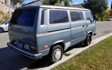 Volkswagen-Vanagon-1986-Blue-2