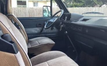 Volkswagen-Vanagon-1986-Blue-2