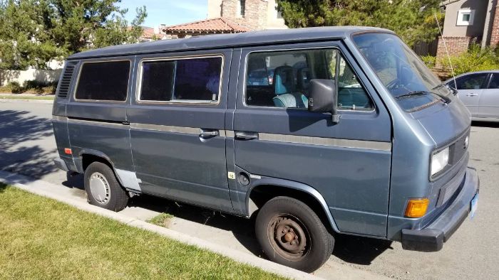 Volkswagen-Vanagon-1986-Blue-3