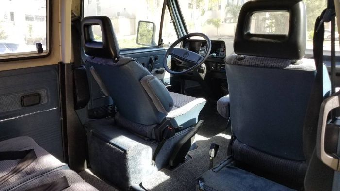 Volkswagen-Vanagon-1986-Blue-5
