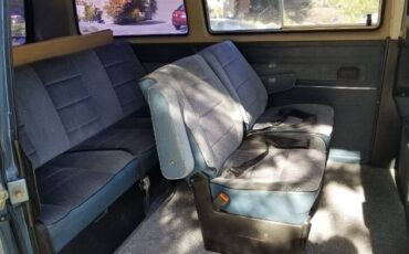 Volkswagen-Vanagon-1986-Blue-7