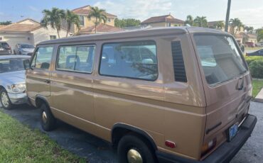 Volkswagen-Vanagon-1986-Brown-Light-brown