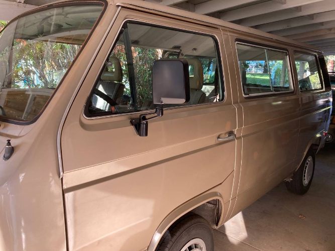 Volkswagen-Vanagon-1986-Custom-8