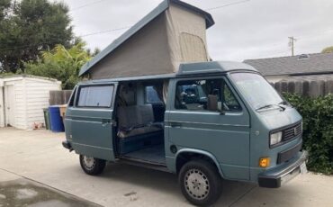 Volkswagen-Vanagon-1987
