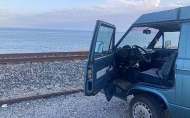 Volkswagen-Vanagon-1987-5