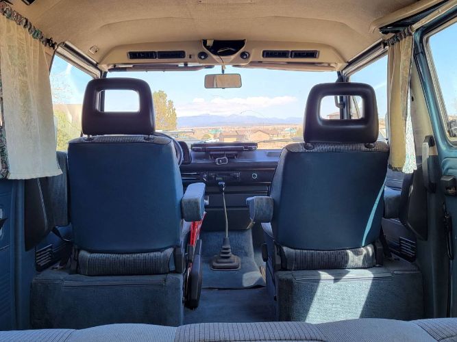 Volkswagen-Vanagon-1987-Blue-12