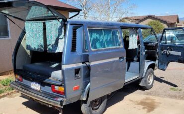 Volkswagen-Vanagon-1987-Blue-13
