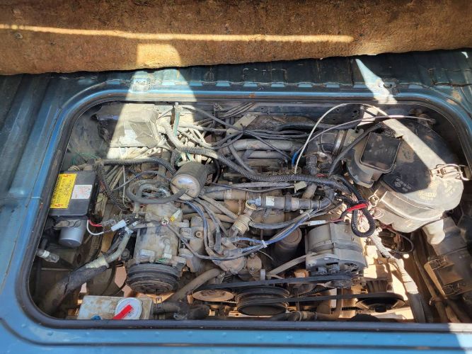 Volkswagen-Vanagon-1987-Blue-17