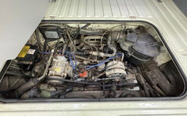 Volkswagen-Vanagon-1987-Pastel-White-Gray-17