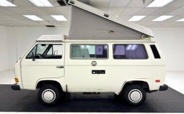 Volkswagen-Vanagon-1987-Pastel-White-Gray-2