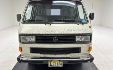 Volkswagen-Vanagon-1987-Pastel-White-Gray-21