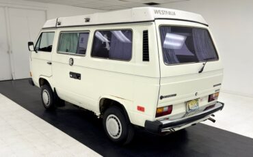 Volkswagen-Vanagon-1987-Pastel-White-Gray-3