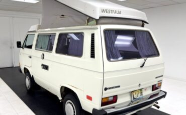 Volkswagen-Vanagon-1987-Pastel-White-Gray-4