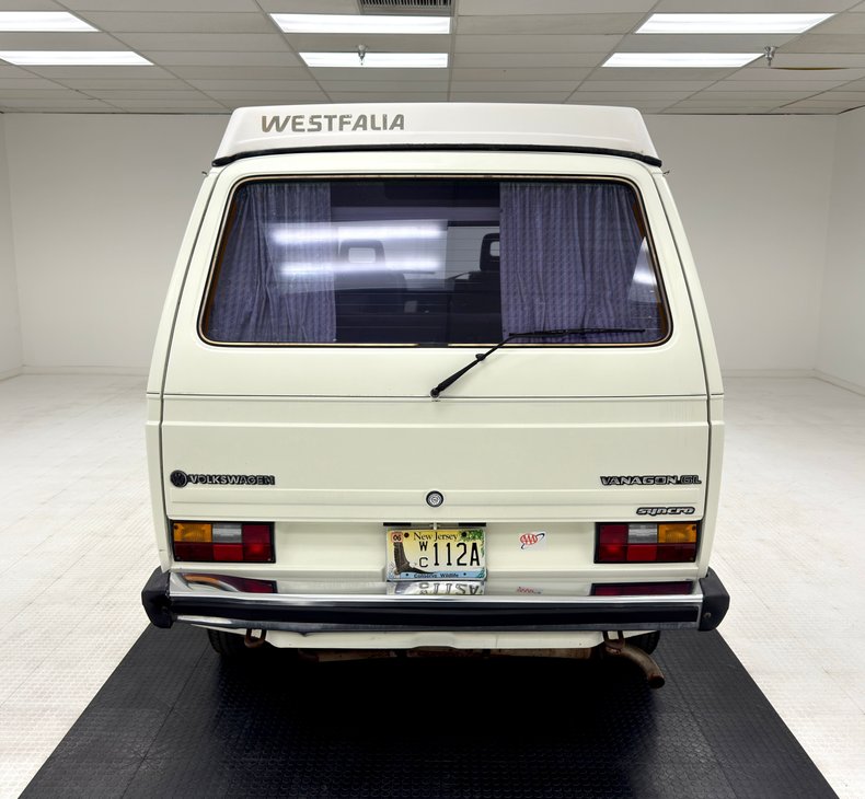 Volkswagen-Vanagon-1987-Pastel-White-Gray-5