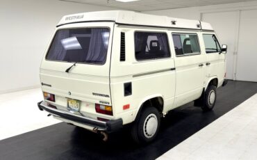 Volkswagen-Vanagon-1987-Pastel-White-Gray-6