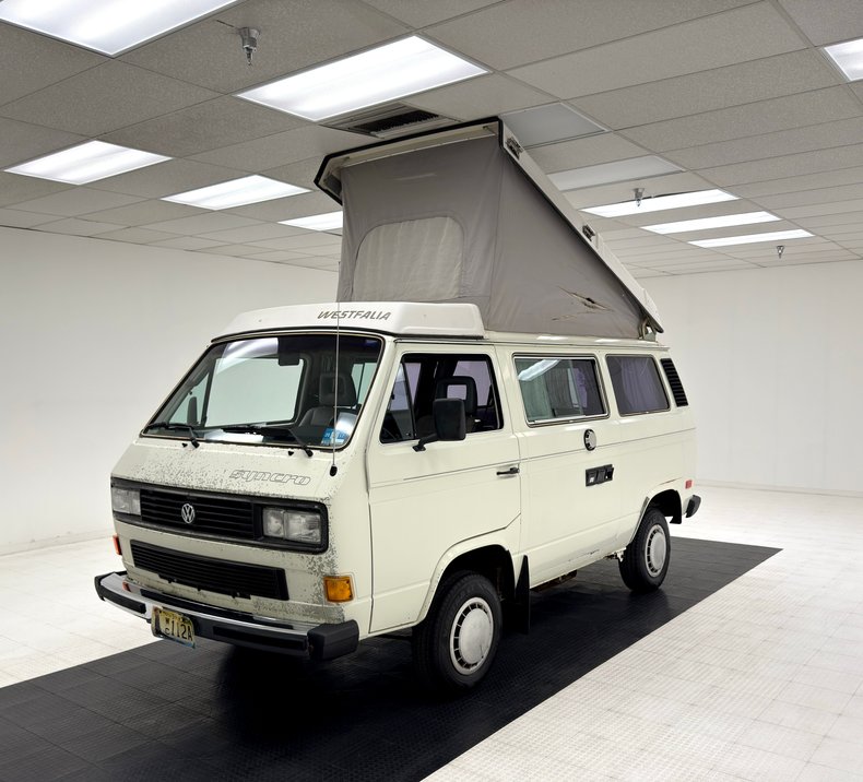 Volkswagen-Vanagon-1987-Pastel-White-Gray
