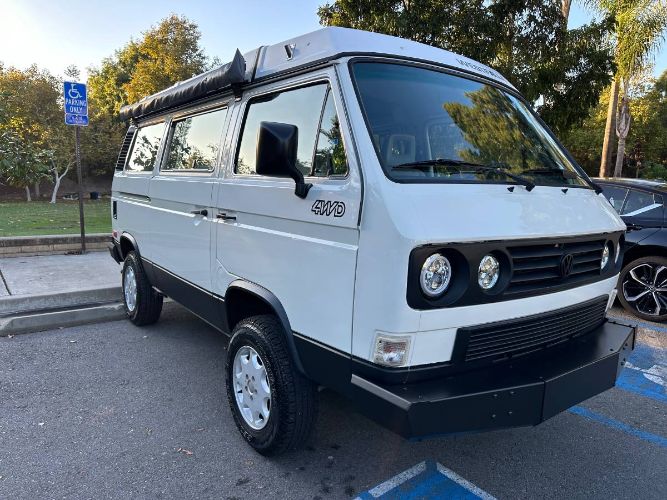 Volkswagen-Vanagon-1987-White-1