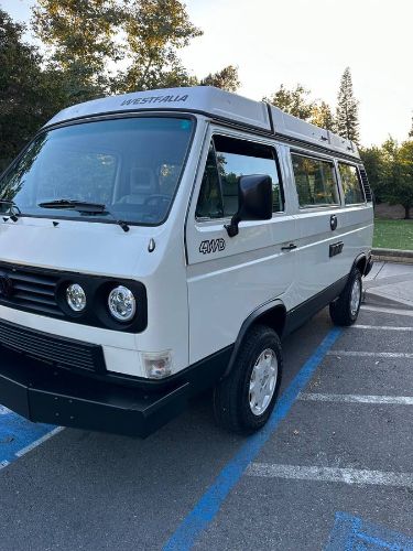 Volkswagen-Vanagon-1987-White-5