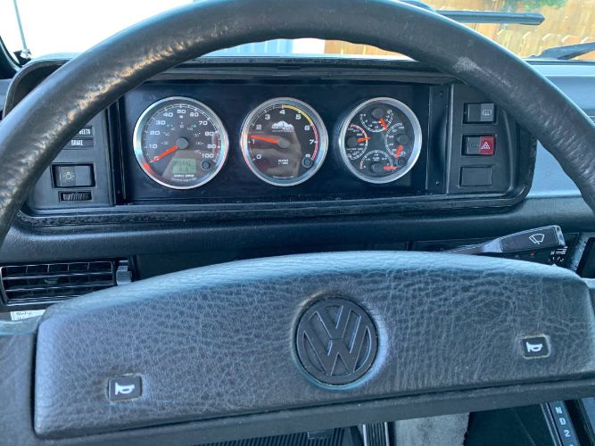 Volkswagen-Vanagon-1988-12
