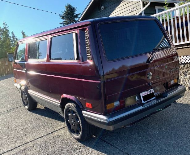 Volkswagen-Vanagon-1988-7