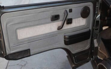 Volkswagen-Vanagon-1988-Gray-14