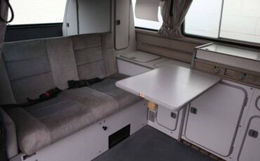 Volkswagen-Vanagon-1988-Gray-16