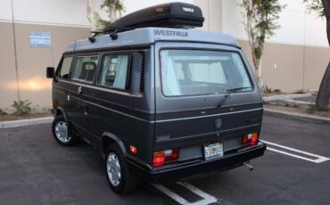 Volkswagen-Vanagon-1988-Gray-22