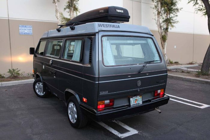Volkswagen-Vanagon-1988-Gray-22