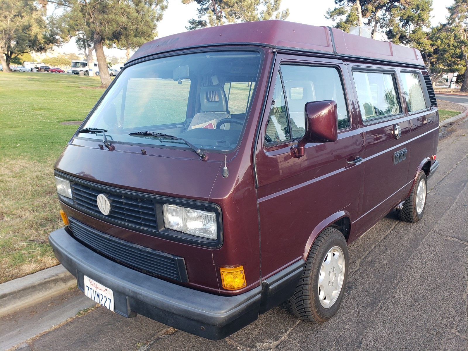Volkswagen-Vanagon-1990-18