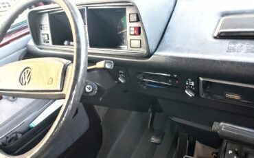Volkswagen-Vanagon-1990-35