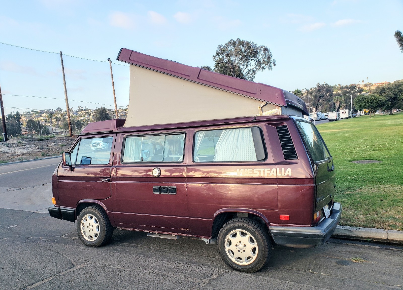 Volkswagen-Vanagon-1990-7