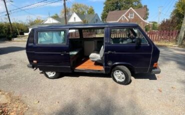 Volkswagen-Vanagon-1990-Black-10