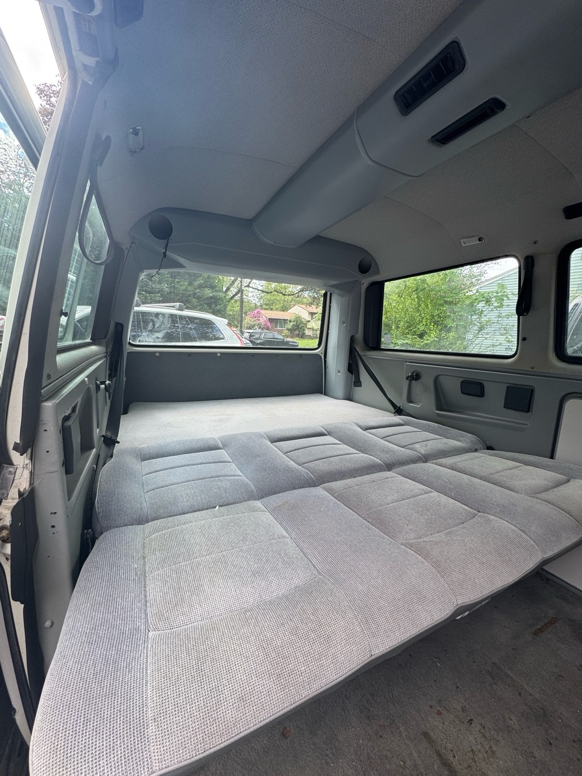 Volkswagen-Vanagon-1991-27