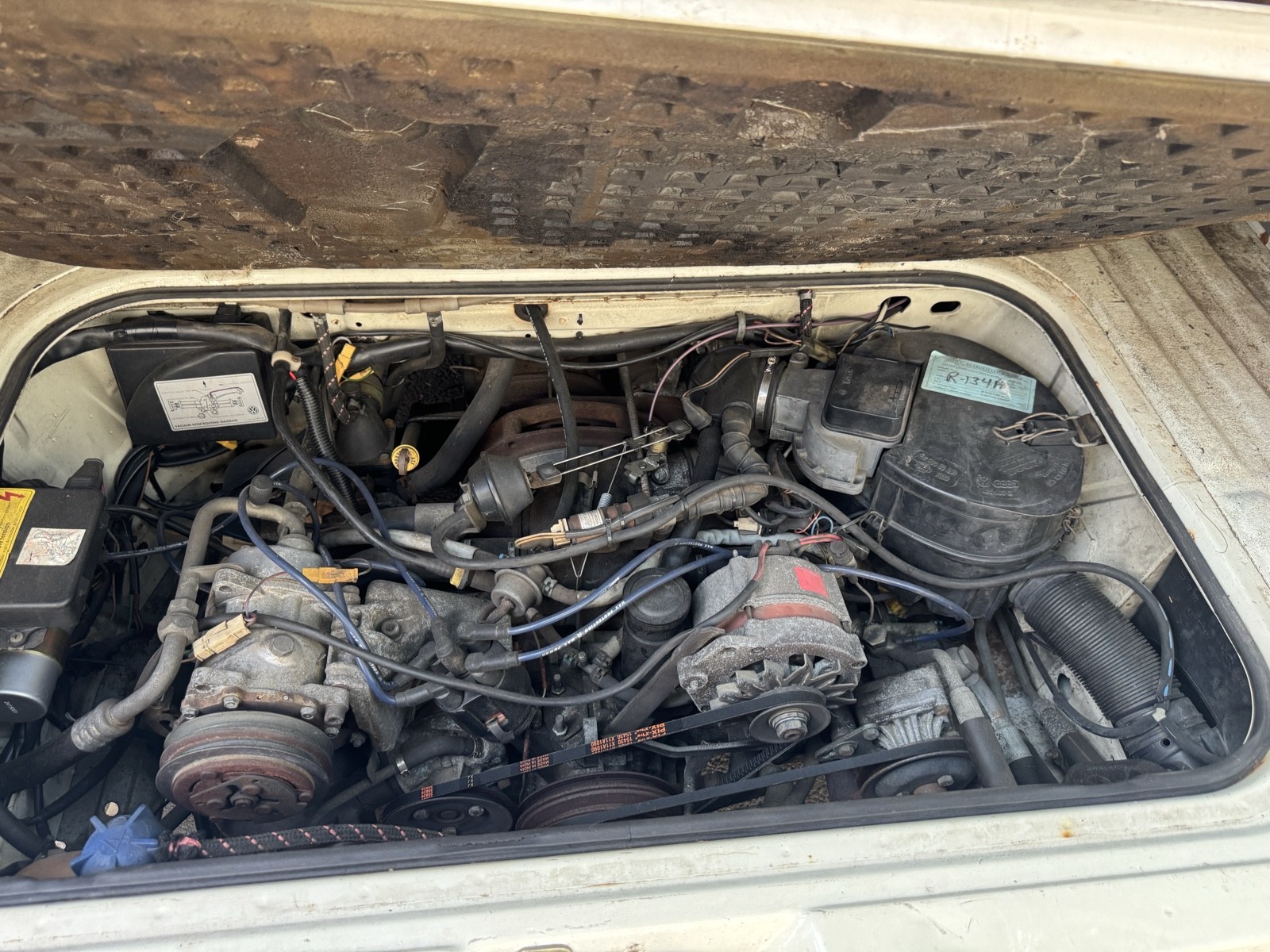 Volkswagen-Vanagon-1991-33